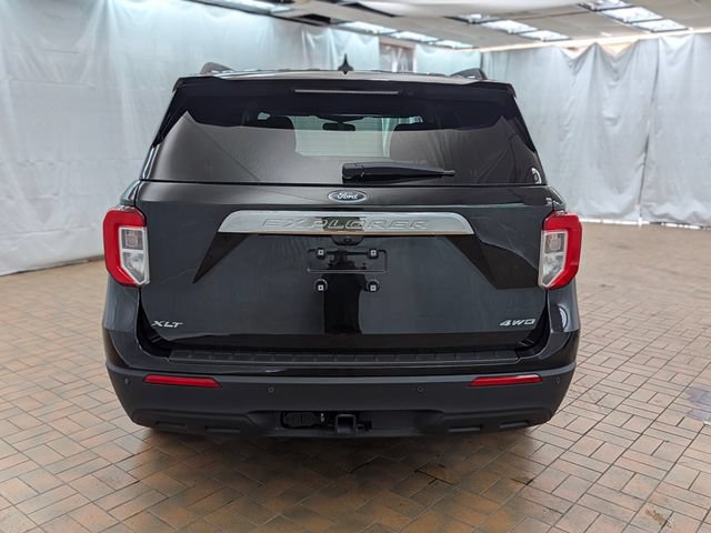 Certified 2023 Ford Explorer XLT w/ Class IV Trailer Tow Package AWD/4WD image 4