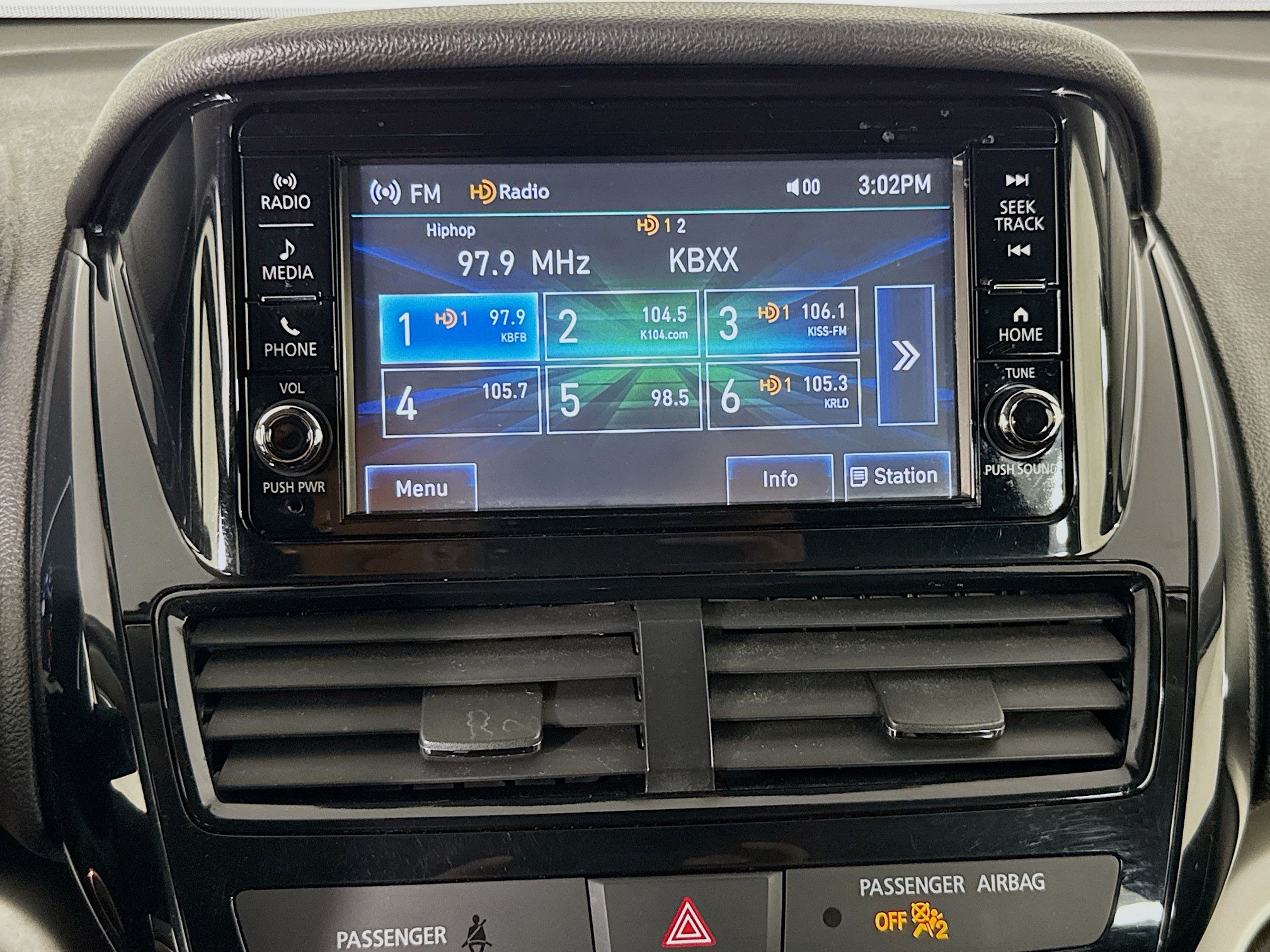 Used 2022 Mitsubishi Eclipse Cross ES AWD/4WD image 17