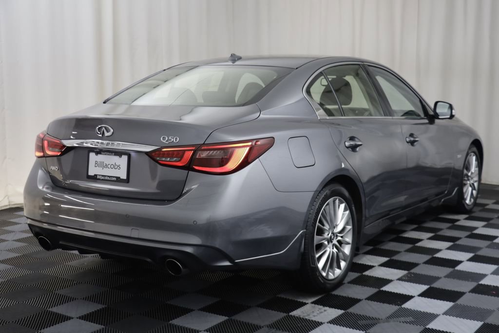 Used 2019 INFINITI Q50 Luxe w/ Essential Package (3.0T Luxe) AWD/4WD image 17