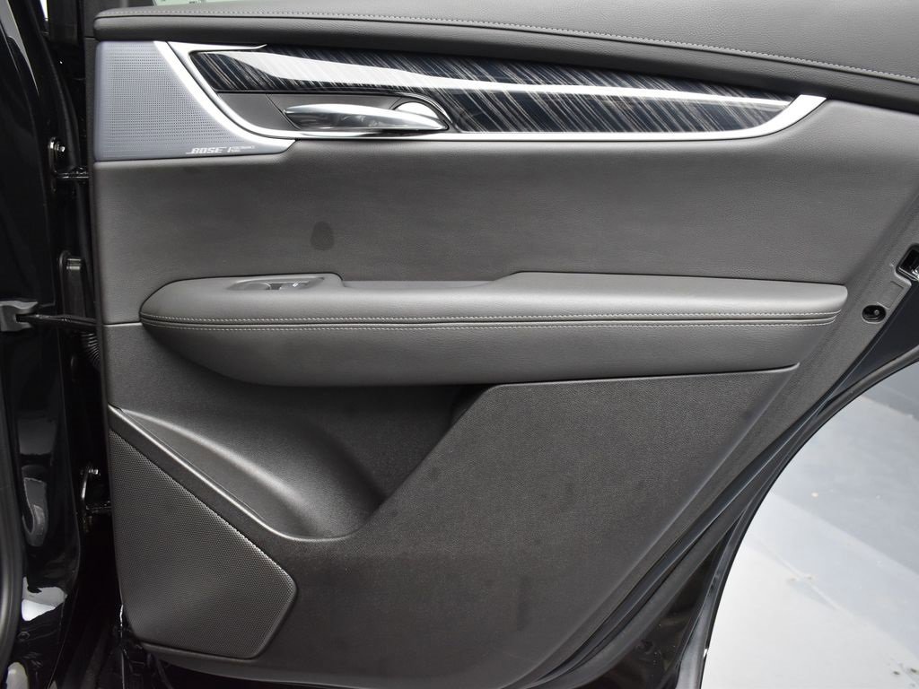 Certified 2024 Cadillac XT6 Premium Luxury w/ LPO, Floor Liner Package image 30