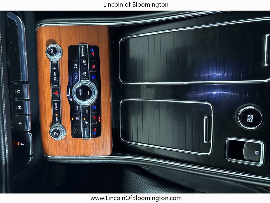 Certified 2022 Lincoln Aviator Reserve w/ Equipment Group 201A image 48