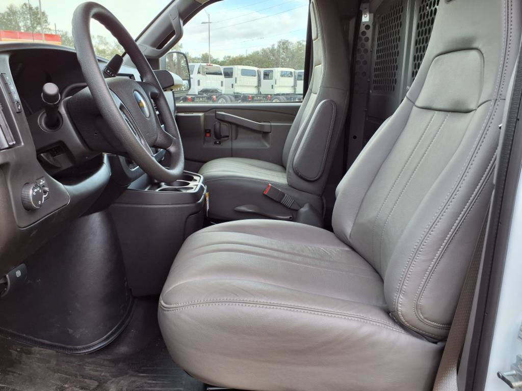 New 2024 Chevrolet Express 2500 w/ Driver Convenience Package image 10