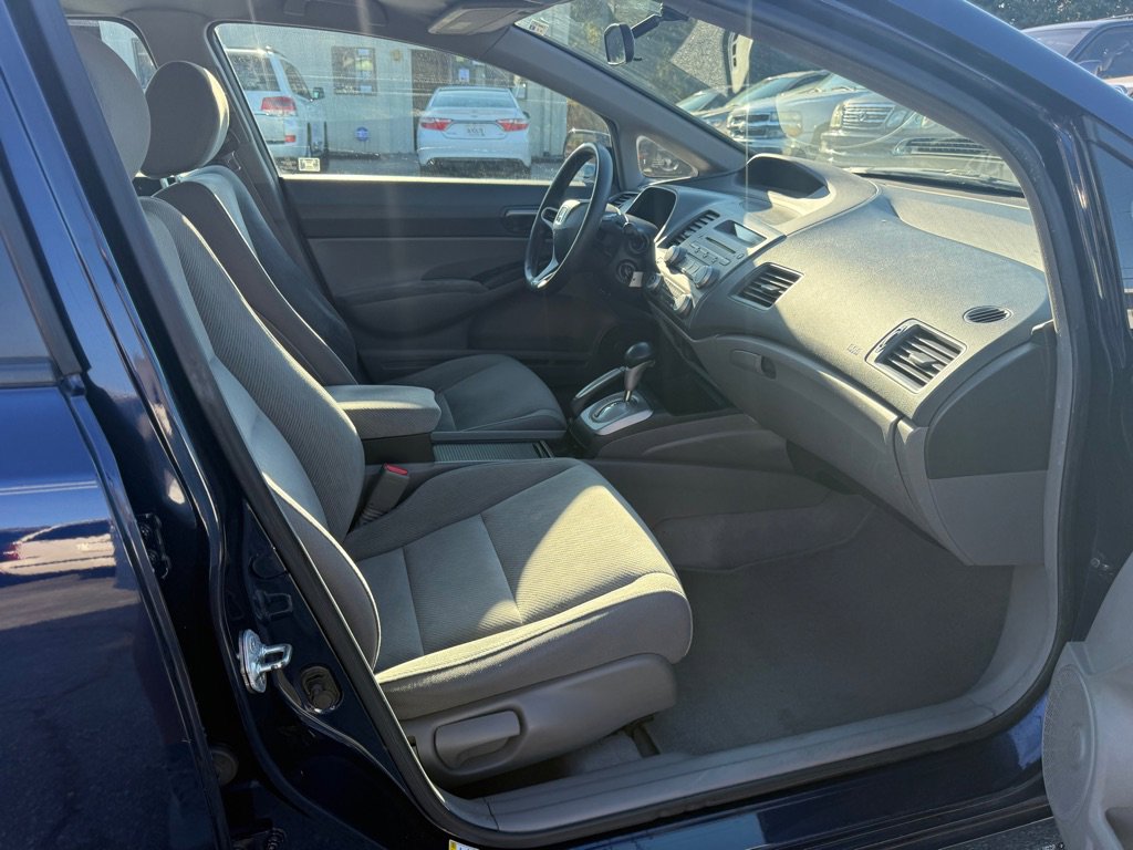 Used 2010 Honda Civic LX image 13