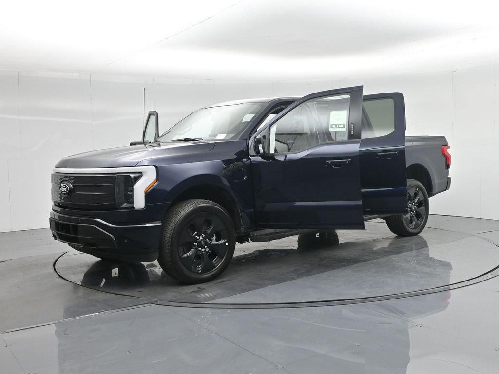 New 2025 Ford F150 Lightning Platinum w/ Dark Elements Package image 32