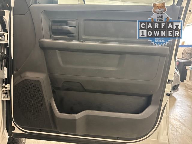 Used 2018 RAM 2500 Tradesman w/ Chrome Appearance Group image 25