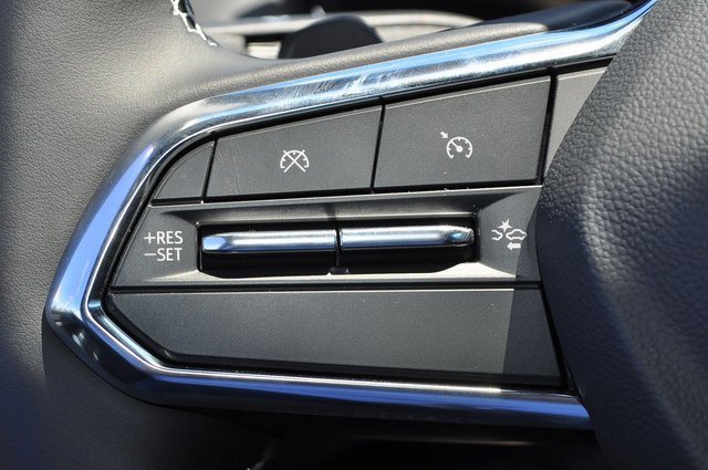 New 2025 Chevrolet Silverado EV LT image 18