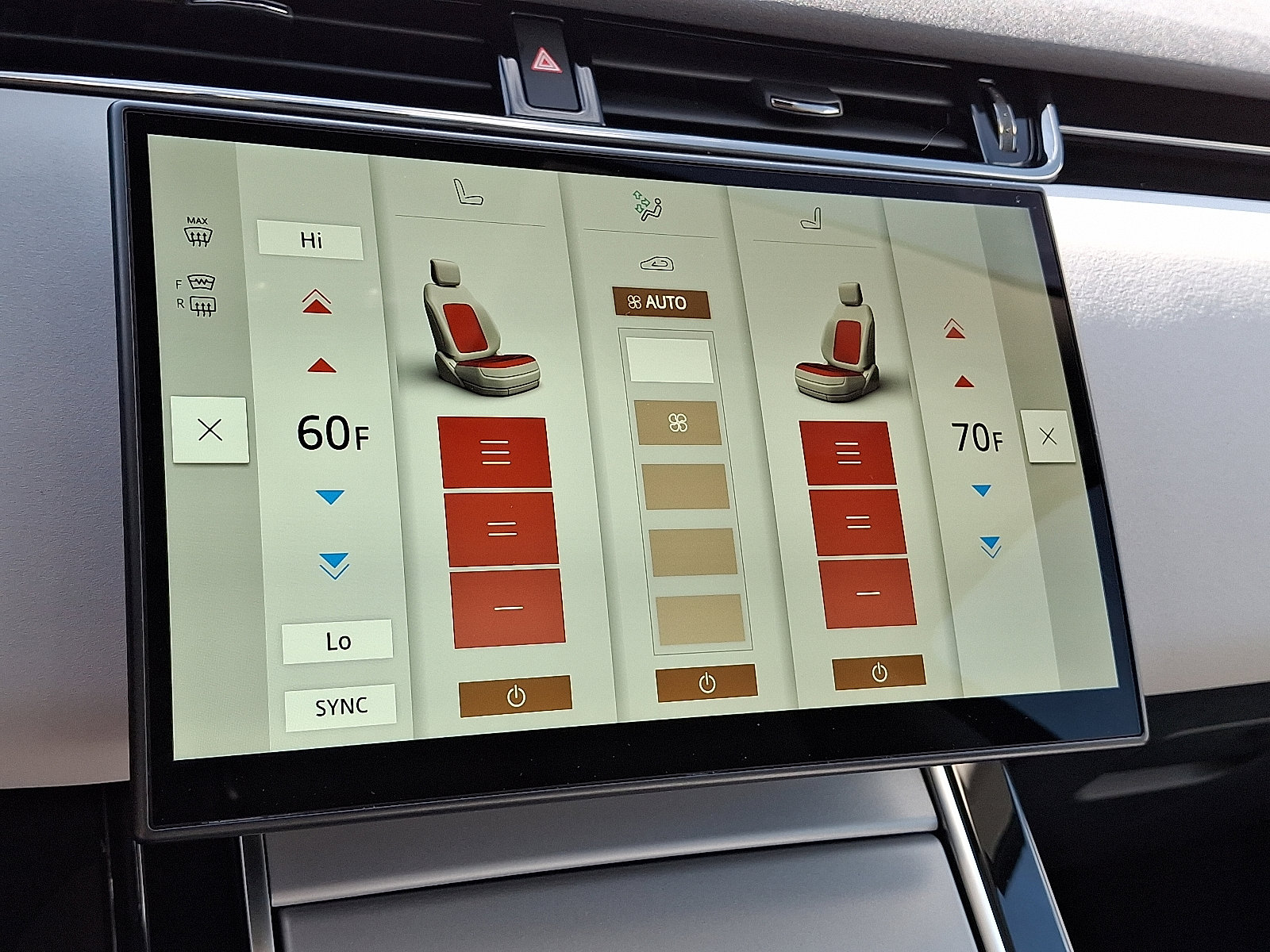 Certified 2024 Land Rover Range Rover Evoque S image 18