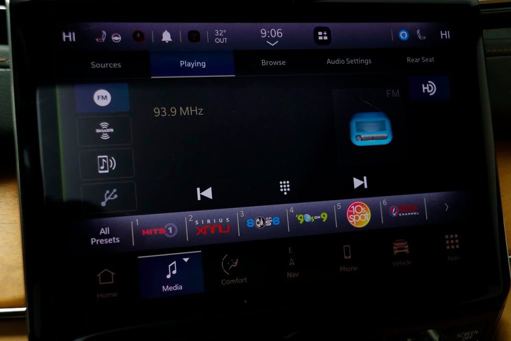 Used 2024 Jeep Grand Cherokee L Summit image 10