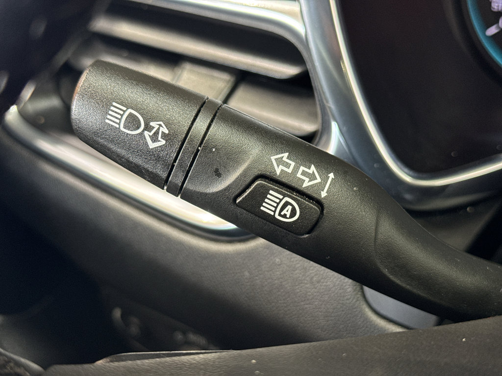 Used 2023 Chevrolet Equinox LT image 24