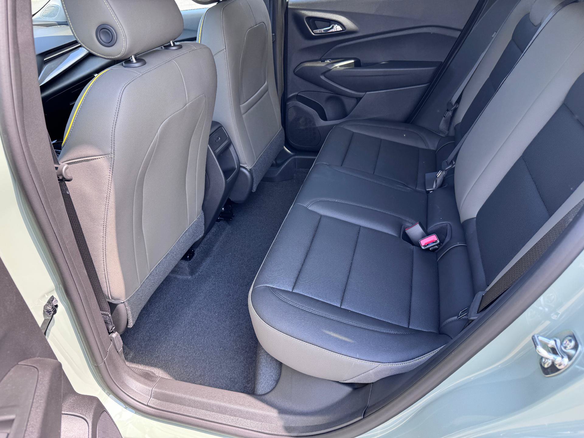 New 2026 Chevrolet Trax ACTIV w/ Driver Confidence Package FWD image 15