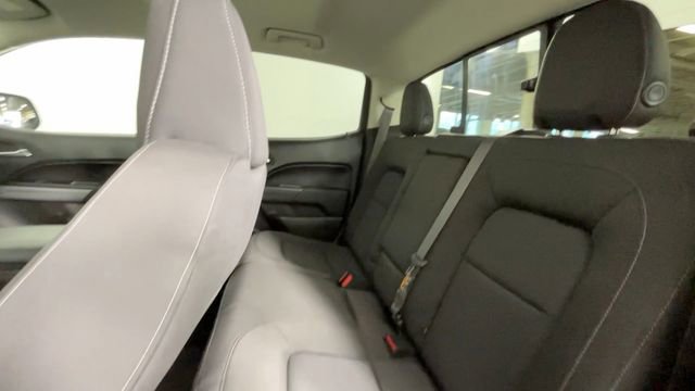 Used 2022 Chevrolet Colorado LT w/ LT Convenience Package AWD/4WD image 23