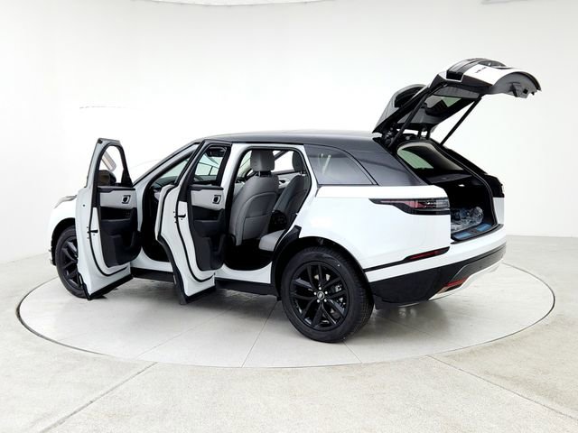 New 2025 Land Rover Range Rover Velar Dynamic SE image 12