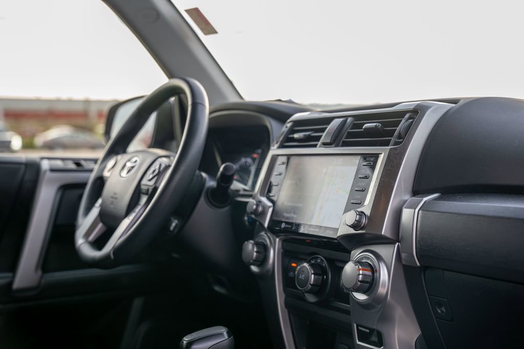 Used 2022 Toyota 4Runner TRD Sport image 10