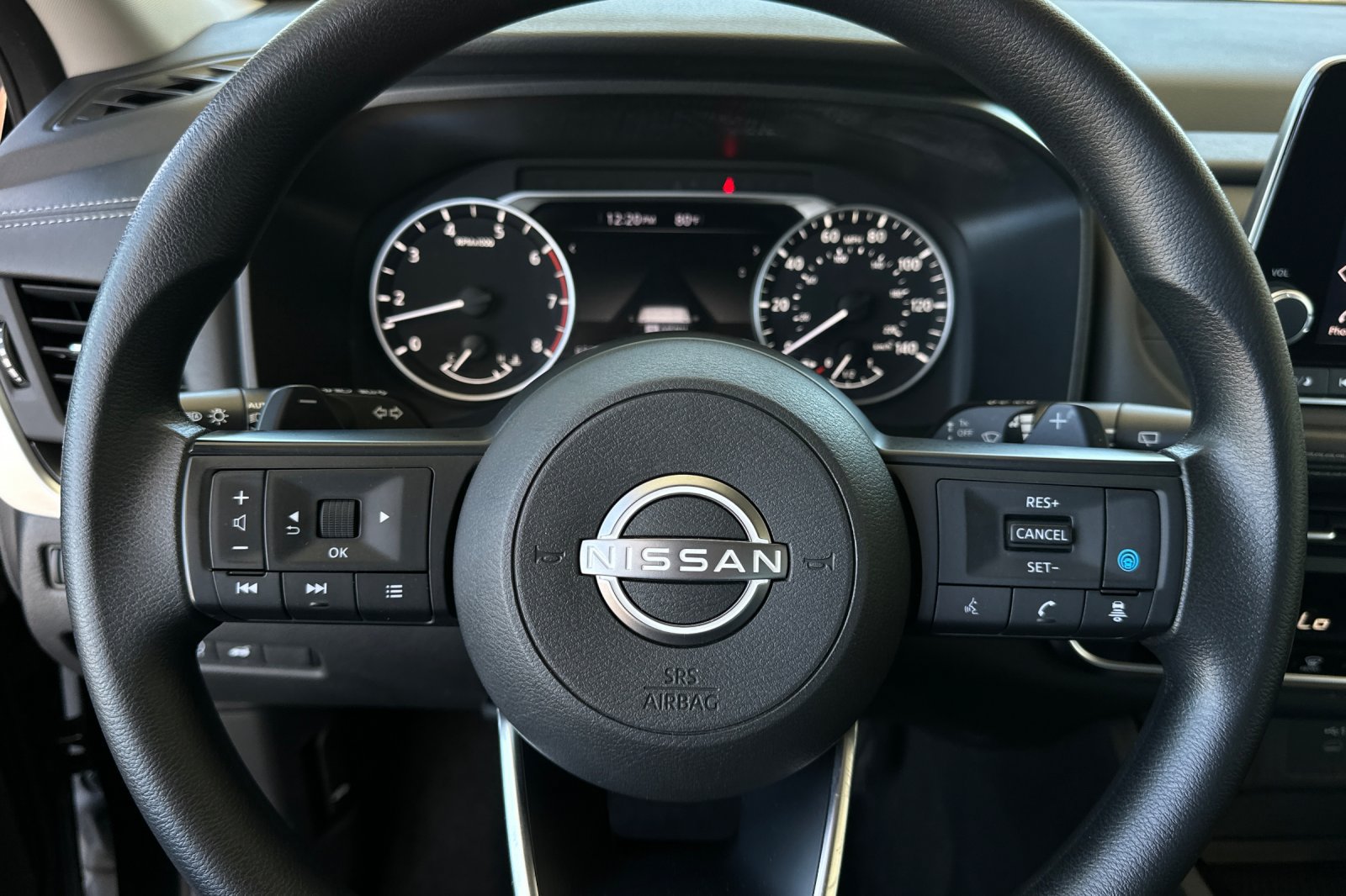 Used 2024 Nissan Rogue SV FWD image 22