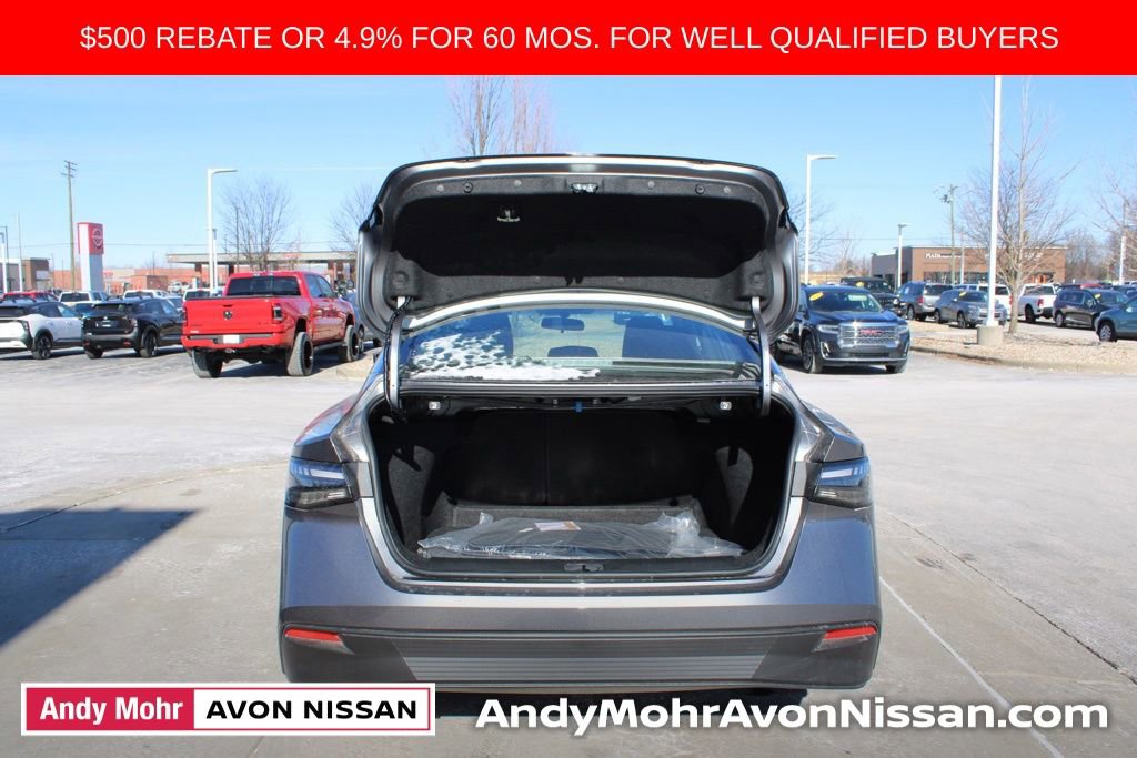 New 2026 Nissan Sentra SV w/ Floor Mat Package FWD image 5