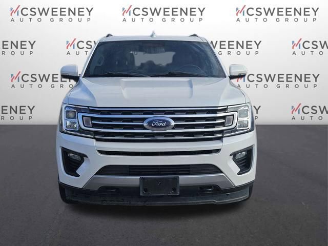 Used 2018 Ford Expedition XLT w/ Equipment Group 202A AWD/4WD image 8