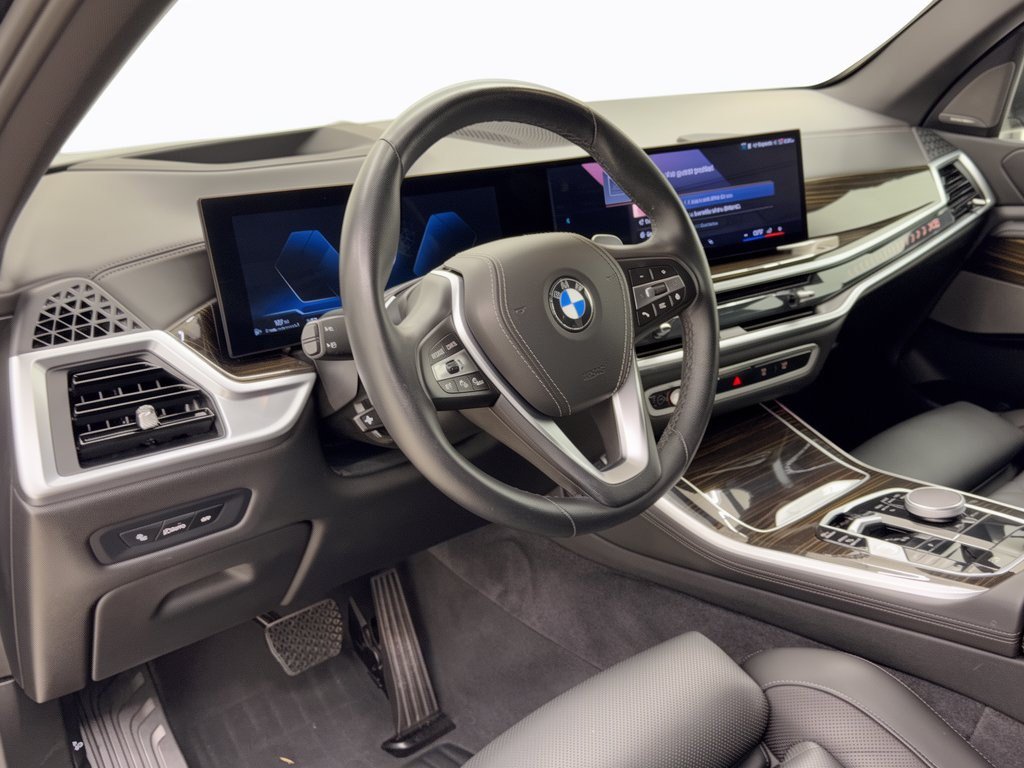 Certified 2024 BMW X5 xDrive40i w/ Premium Package AWD/4WD image 4