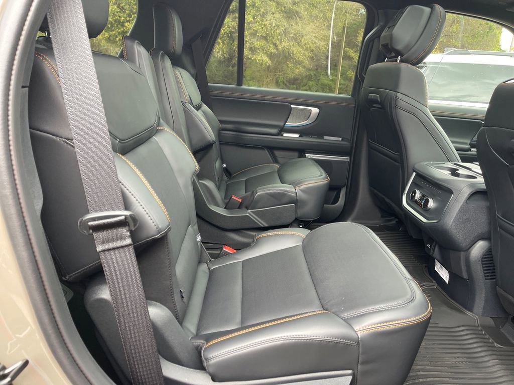 New 2026 Ford Expedition Tremor image 12