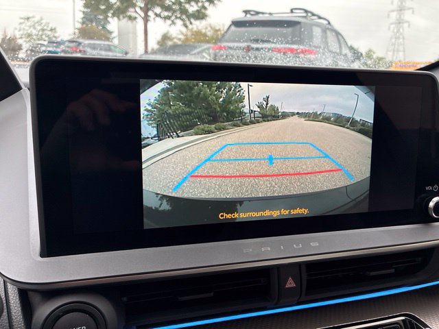 Used 2026 Toyota Prius XLE FWD image 30