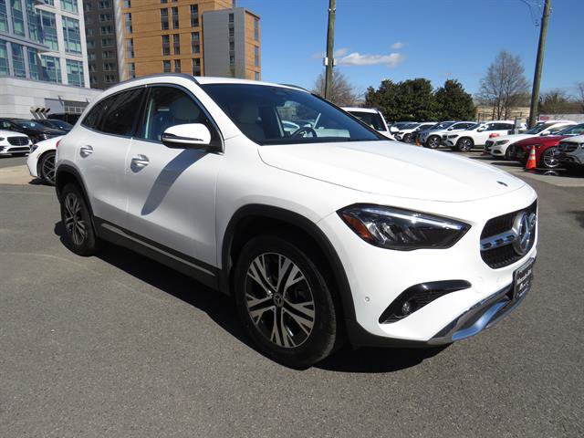 Used 2025 Mercedes-Benz GLA 250 4MATIC image 5