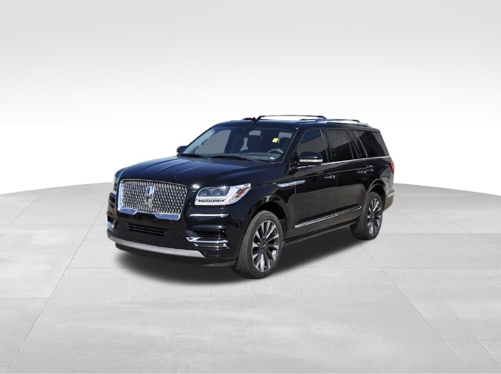 Used 2021 Lincoln Navigator L Reserve w/ Luxury Package AWD/4WD image 2