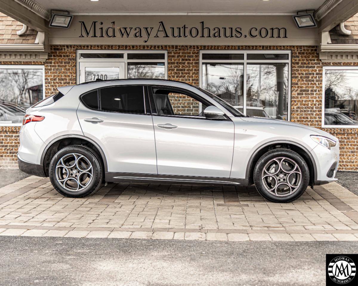 Used 2022 Alfa Romeo Stelvio Ti AWD/4WD image 5