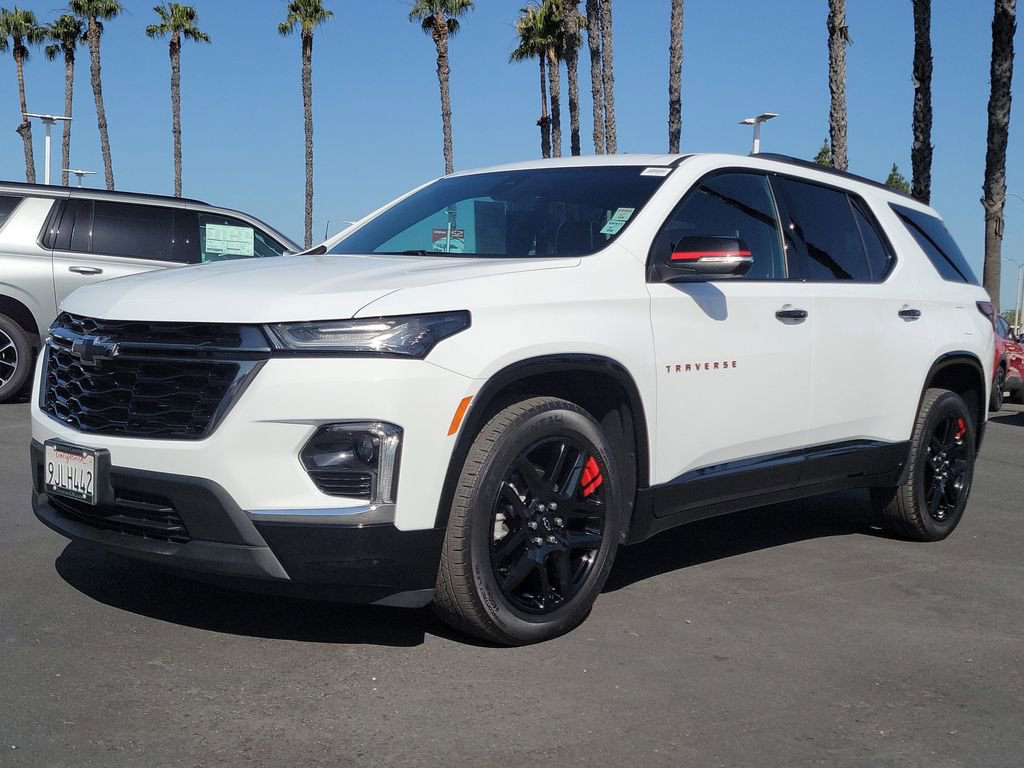 Used 2023 Chevrolet Traverse Premier w/ Redline Edition AWD/4WD image 32