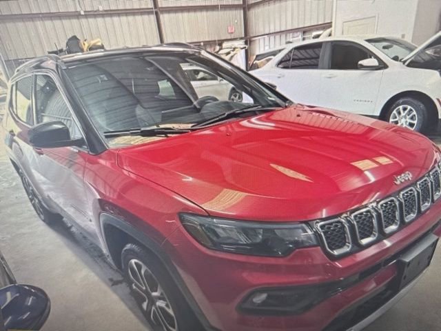 Used 2023 Jeep Compass Limited image 2