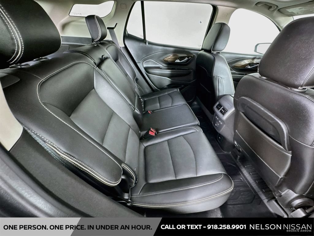 Used 2020 GMC Terrain Denali w/ Denali Premium Package AWD/4WD image 29