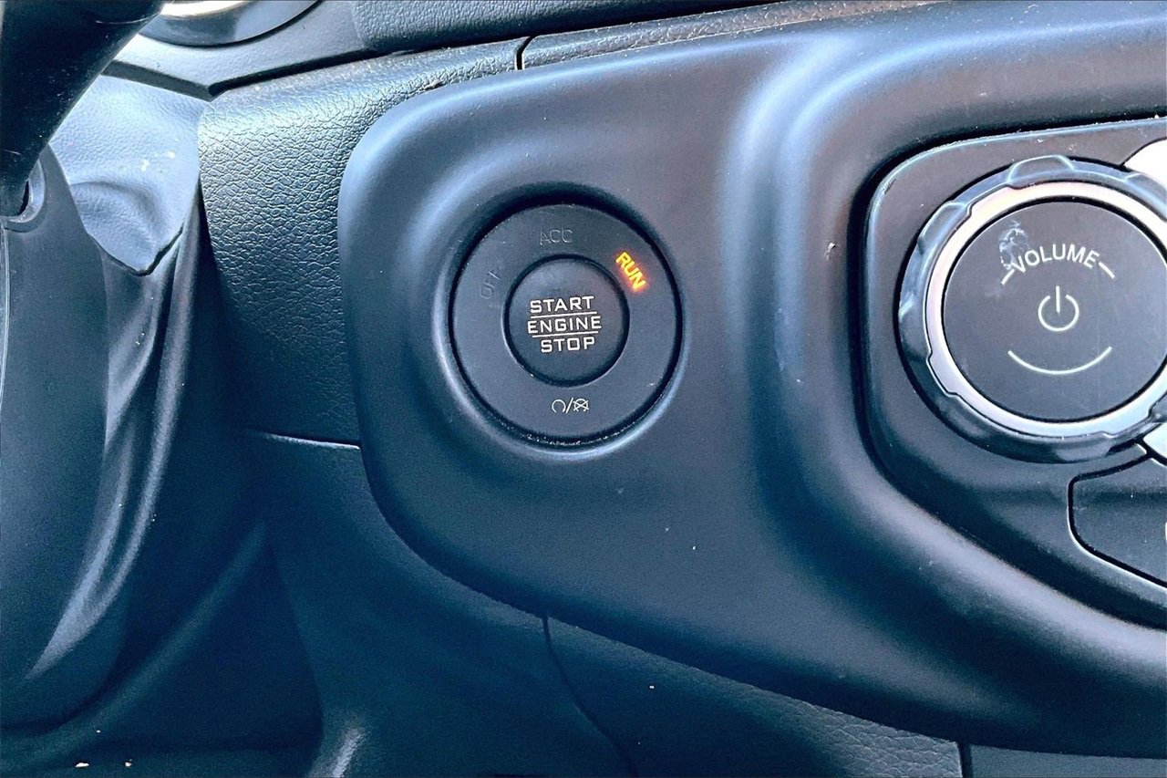 Certified 2023 Jeep Wrangler Sahara w/ Safety Group image 27