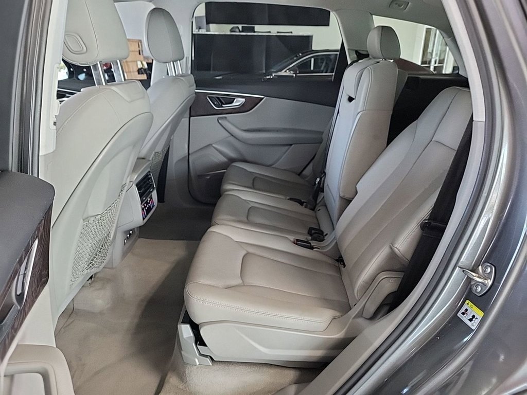 Used 2020 Audi Q7 3.0T Premium Plus w/ Premium Plus Package image 13