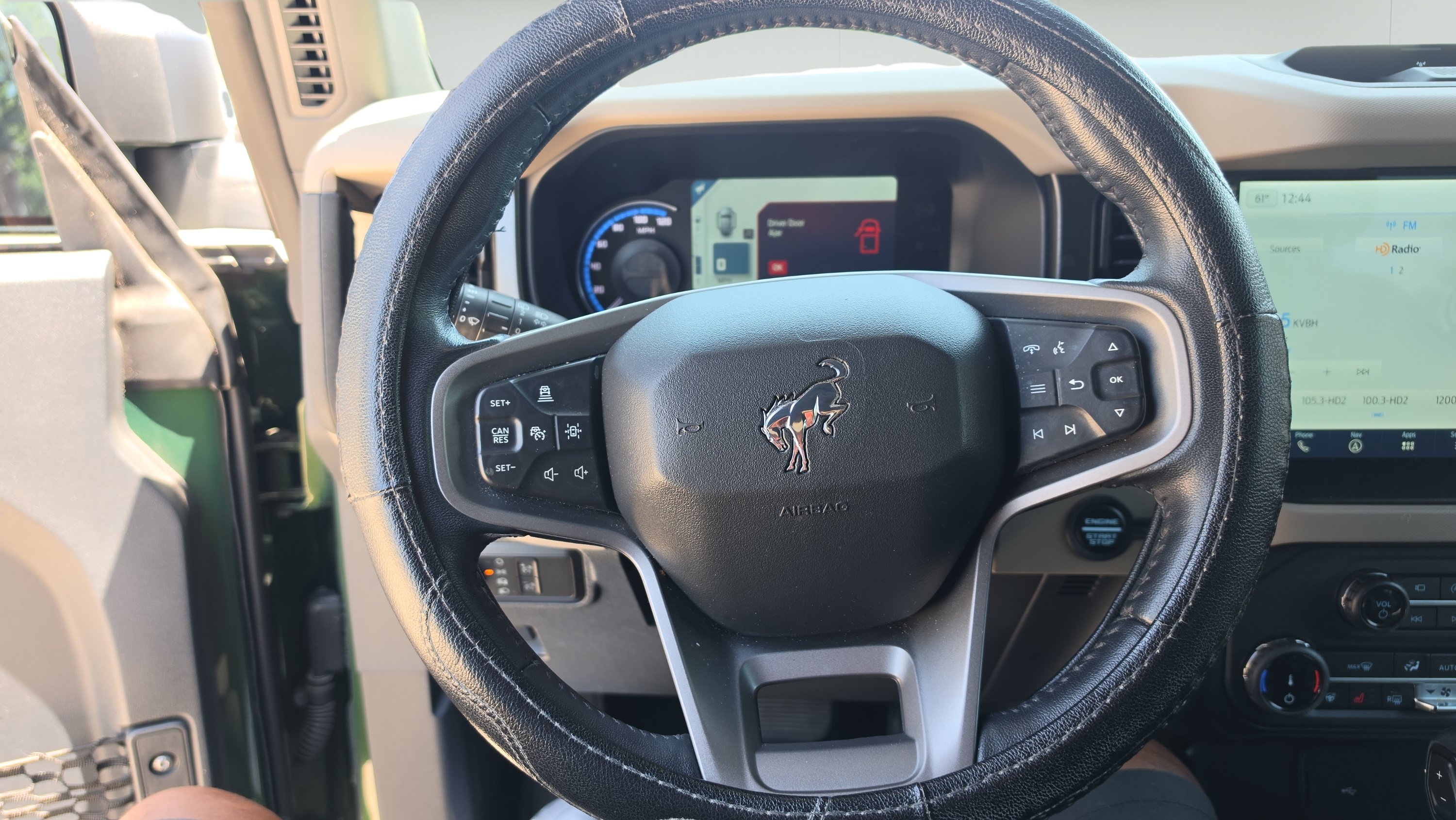 Used 2022 Ford Bronco Wildtrak AWD/4WD image 12