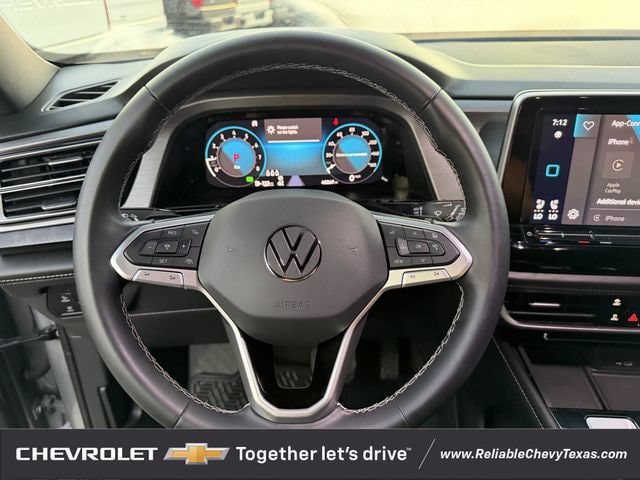 Used 2024 Volkswagen Atlas Cross Sport SE FWD image 14