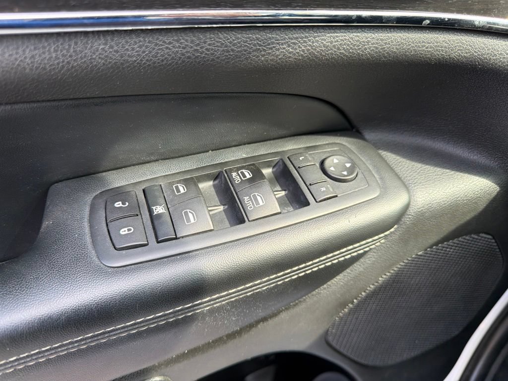 Used 2015 Jeep Grand Cherokee Limited AWD/4WD image 34