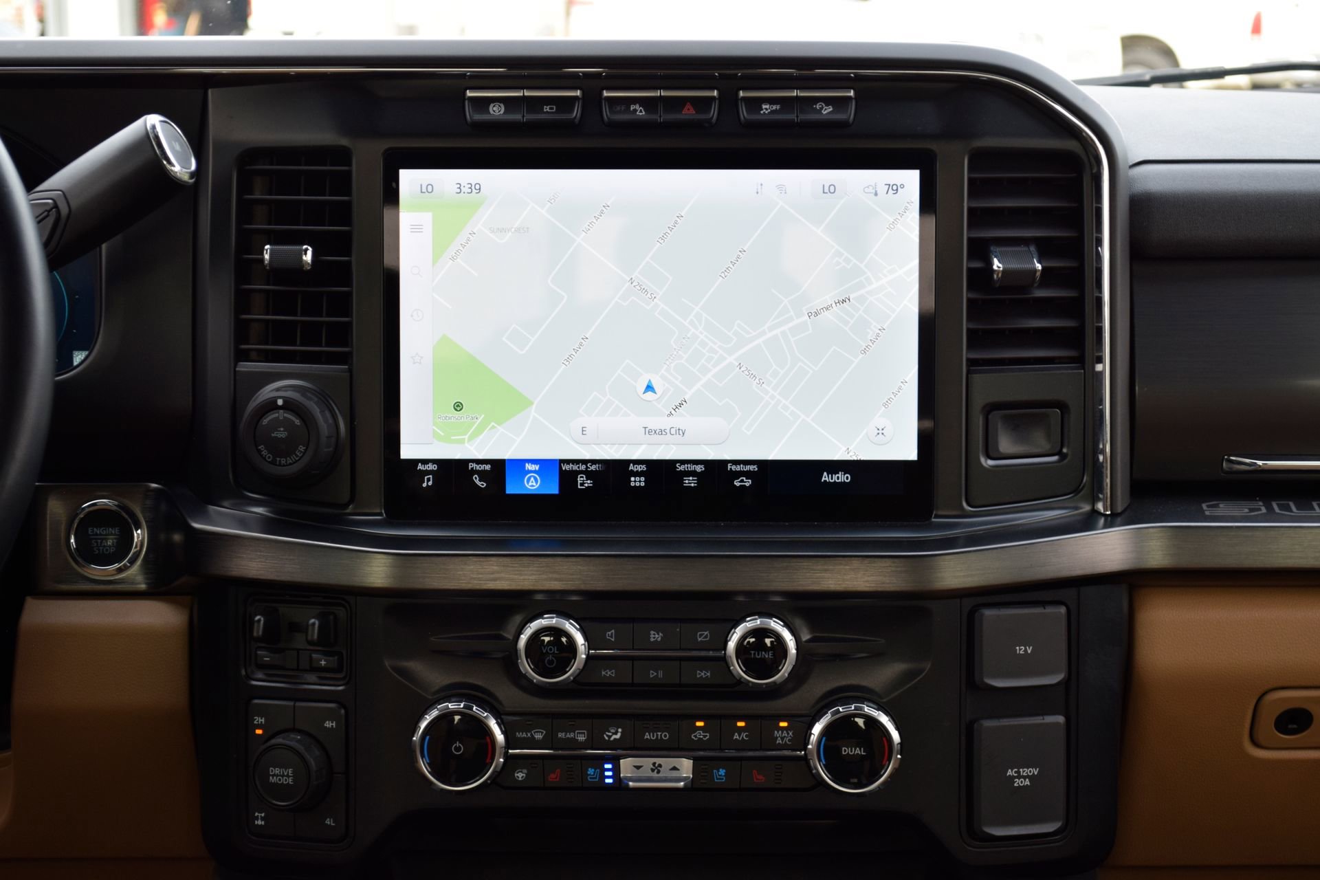 Used 2024 Ford F350 Lariat w/ Lariat Ultimate Package image 11