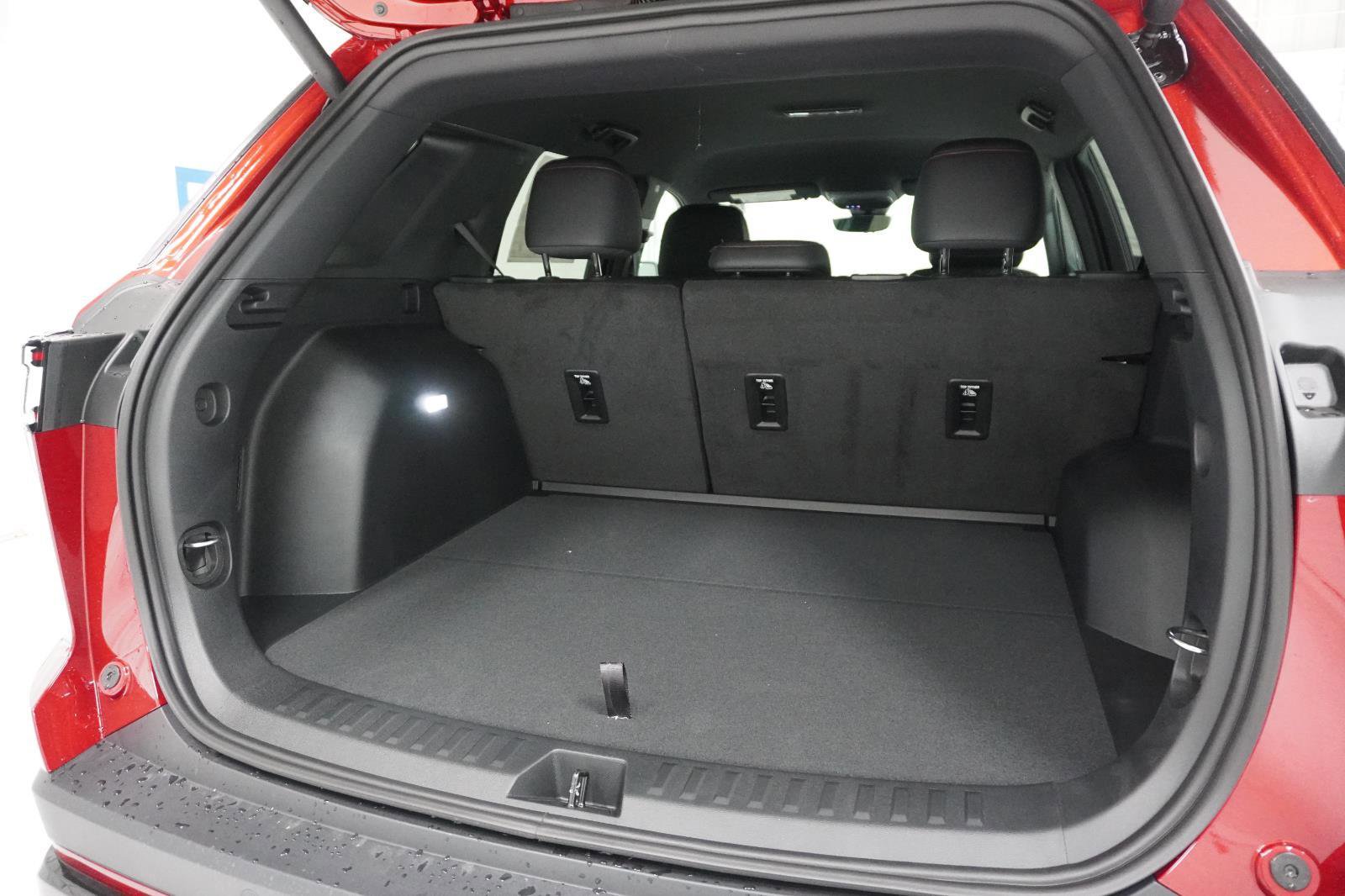 New 2026 Chevrolet Equinox RS w/ Convenience Package III image 8