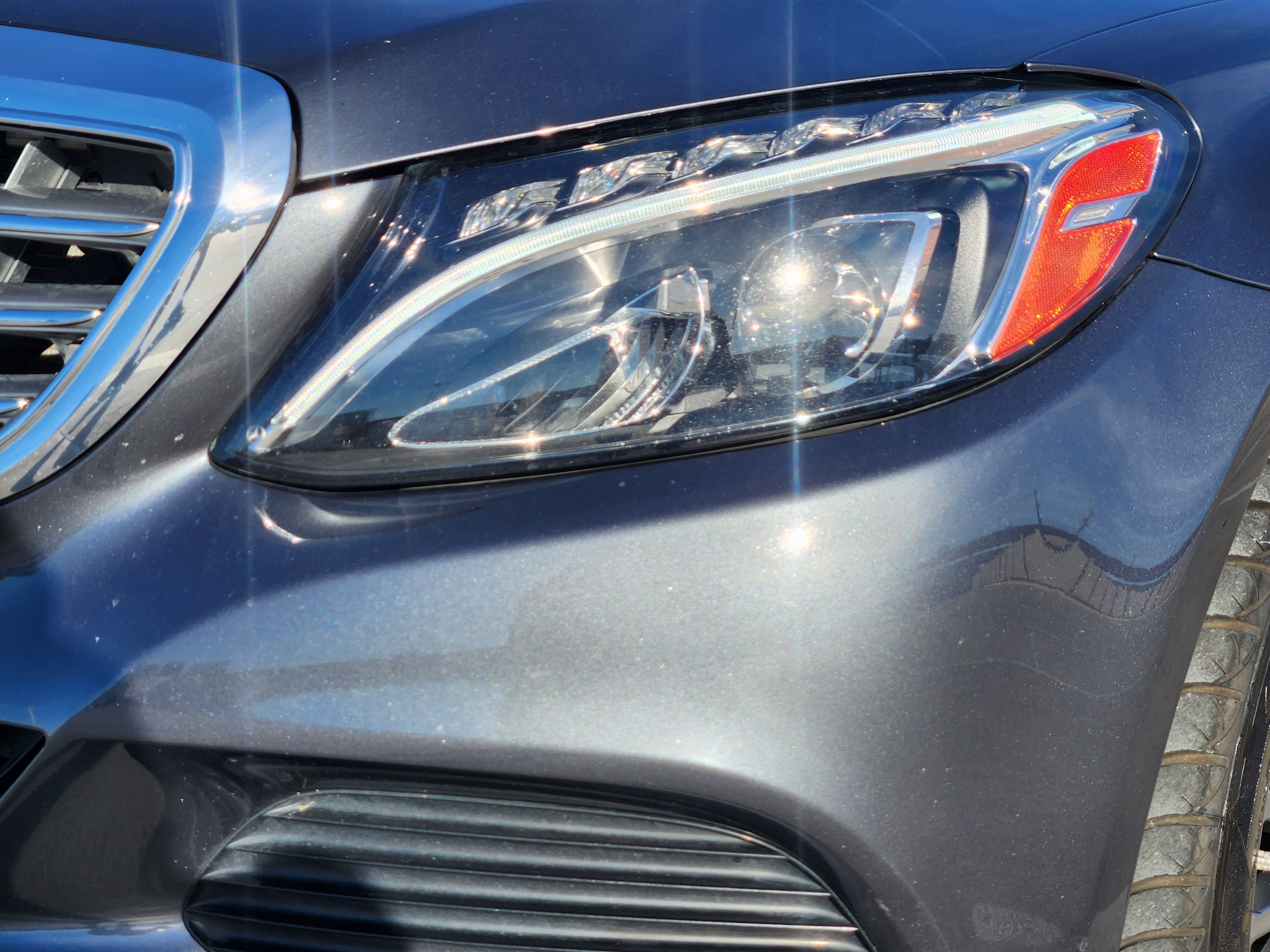 Used 2015 Mercedes-Benz C 300 4MATIC Sedan image 9