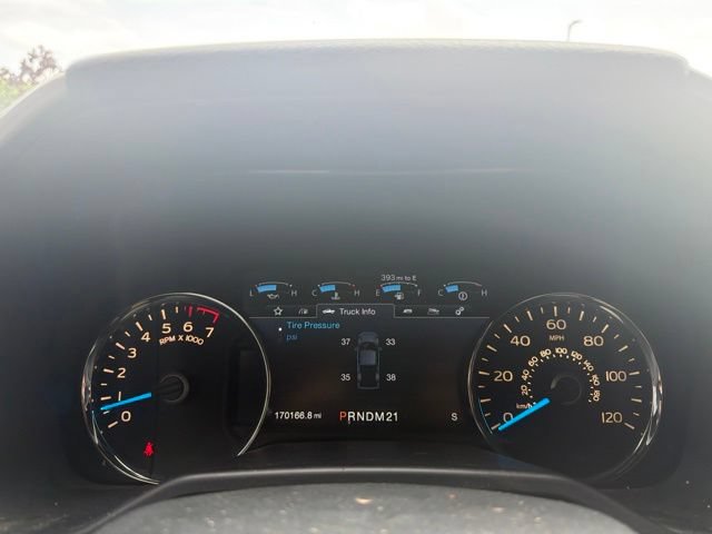 Used 2015 Ford F150 Lariat w/ Equipment Group 501A Mid AWD/4WD image 57