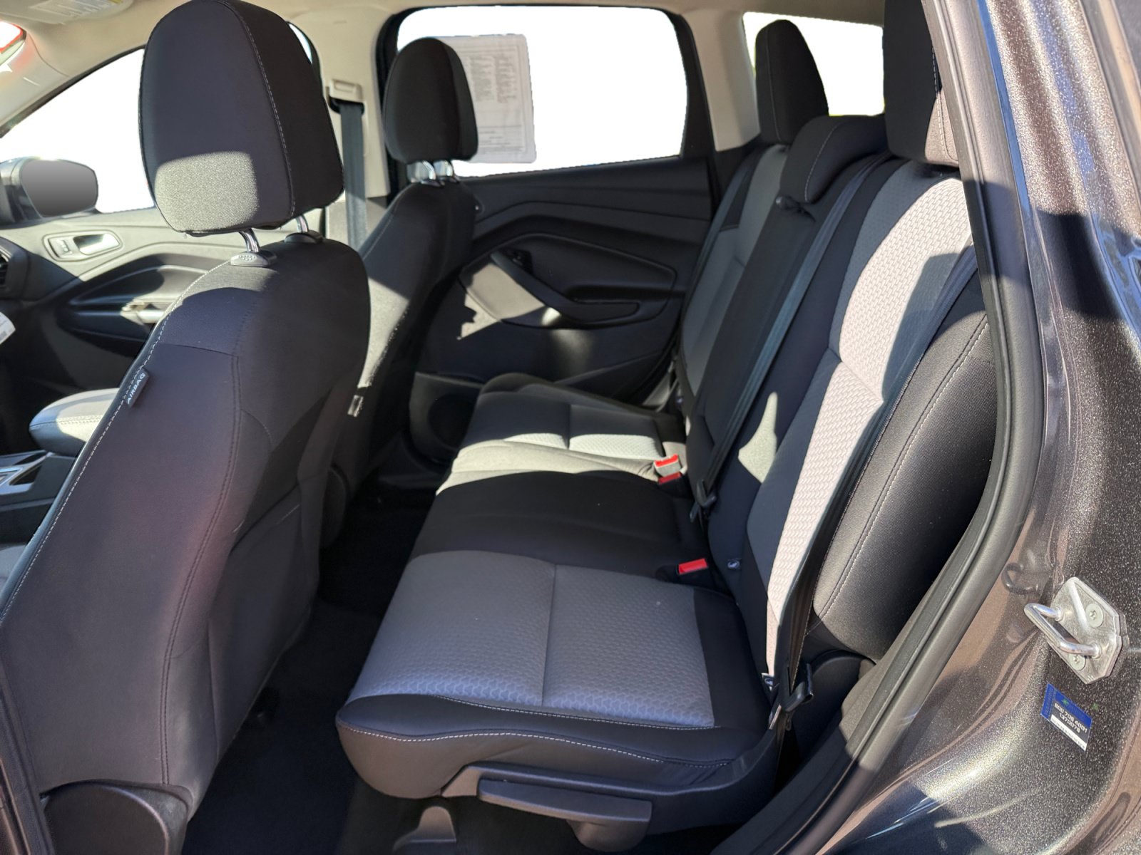 Used 2017 Ford Escape SE FWD image 16