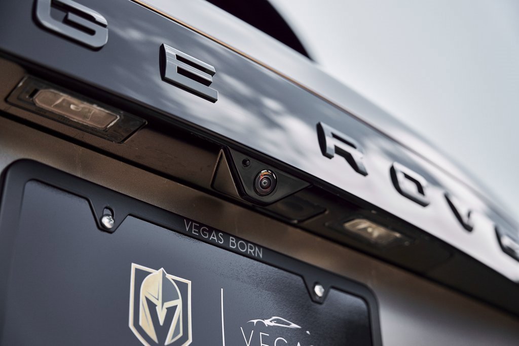 Used 2026 Land Rover Range Rover Long Wheelbase SE image 11