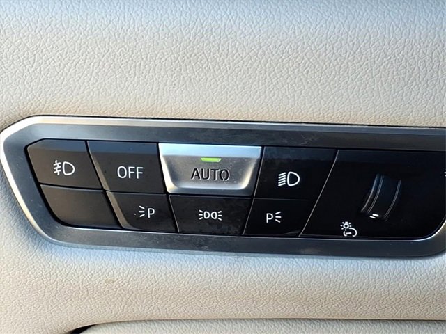 Used 2022 BMW X7 xDrive40i image 23