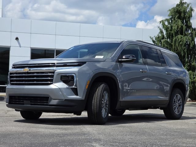 New 2027 Chevrolet Traverse LT w/ Driver Confidence Package AWD/4WD image 13