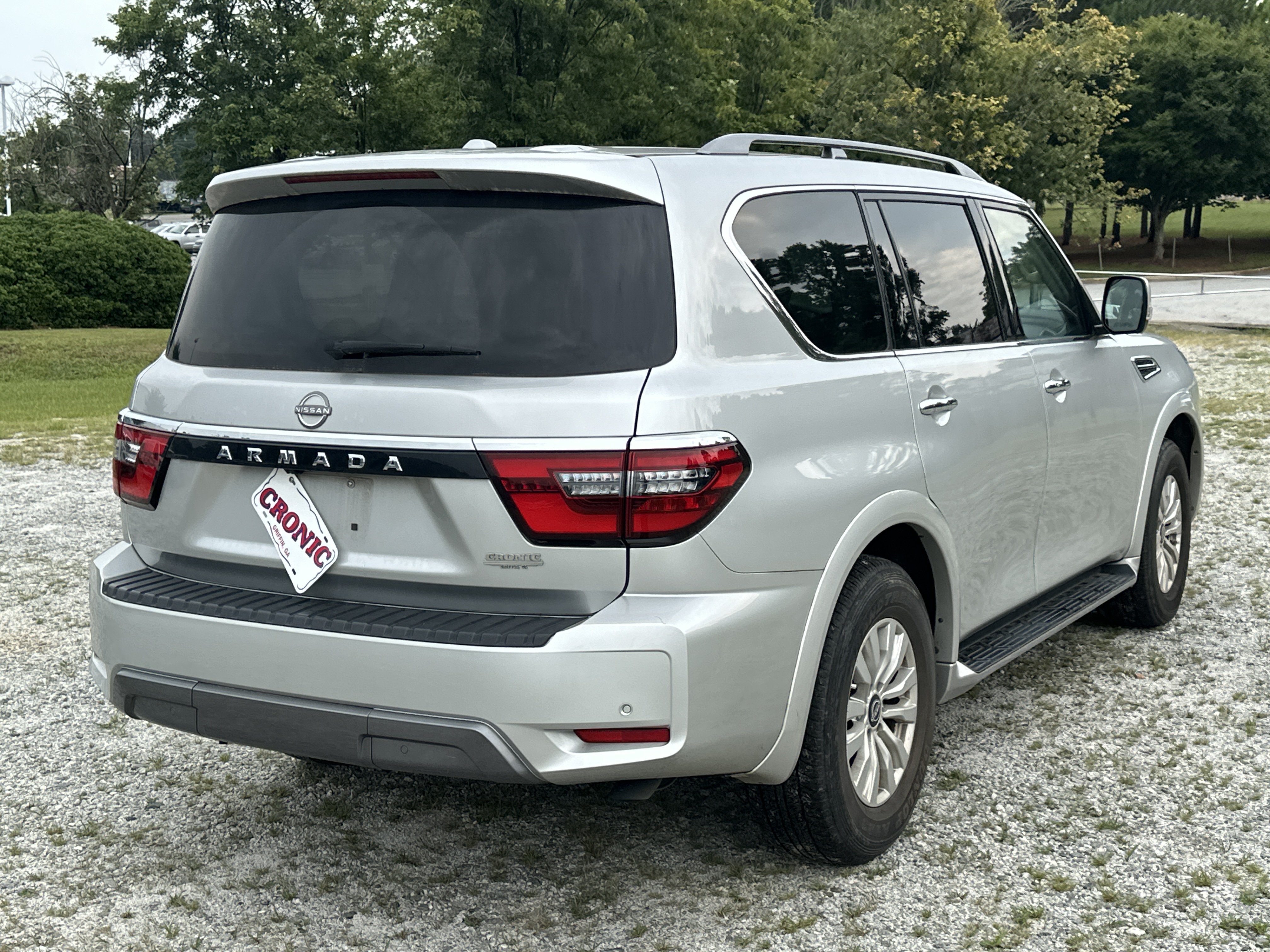 Certified 2023 Nissan Armada SV w/ Cargo Package AWD/4WD image 5