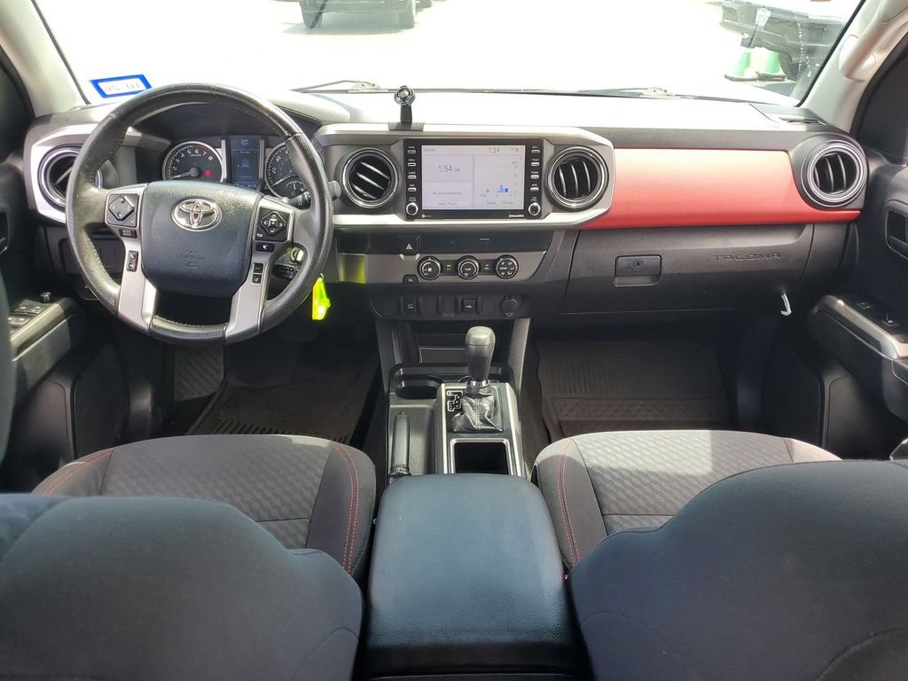 Used 2020 Toyota Tacoma SR5 RWD image 19
