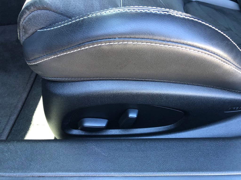 Used 2019 Chevrolet Camaro SS RWD image 23