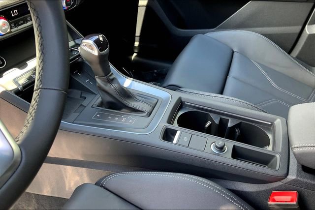 New 2025 Audi Q3 2.0T Premium image 7