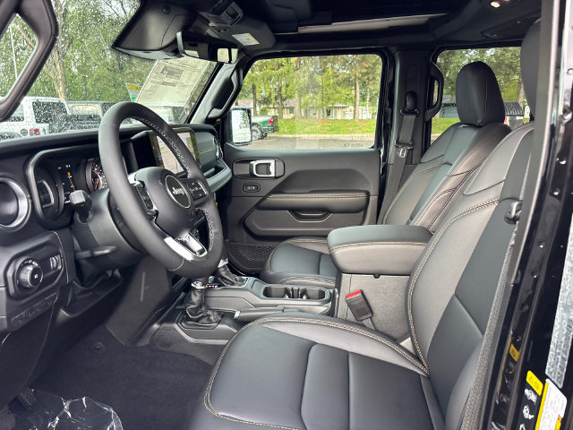 New 2027 Jeep Wrangler Unlimited Sahara AWD/4WD image 6