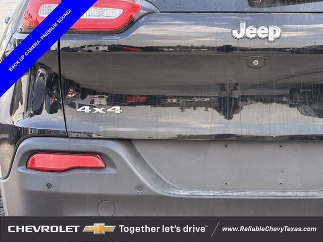Used 2017 Jeep Cherokee Latitude w/ Safety/Convenience Group AWD/4WD image 9