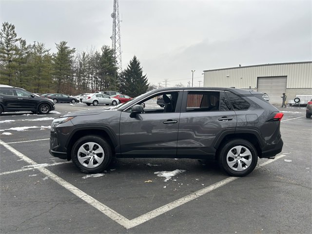 Used 2024 Toyota RAV4 LE image 6
