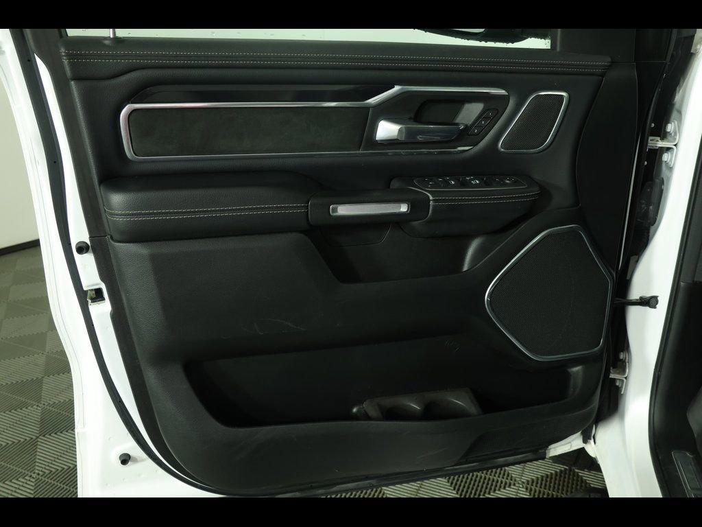 Used 2022 RAM 1500 Laramie AWD/4WD image 25